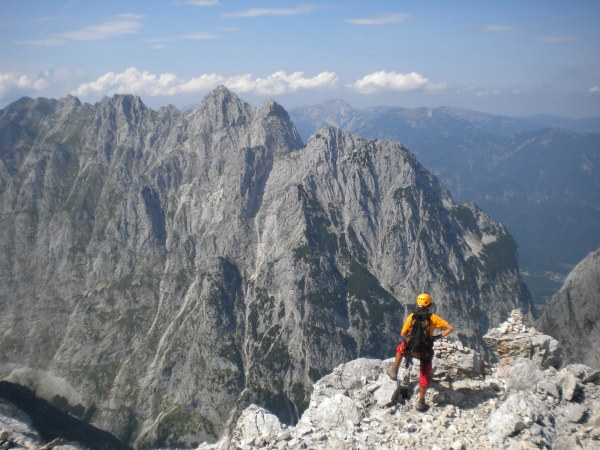 Mindfulness, atención plena, AQUÍ y AHORA, Ampliar el círculo de influencia, Autoconocimiento = AUTOCONCIENCIA + AUTOCONCEPTO + AUTOEVALUACIÓN + AUTOACEPTACIÓN. Mindfulness, atención plena, compromiso, deporte sostenible, sostenibilidad, coaching educativo, educación en valores, educación medioambiental, educación para una ciudadanía global, educar para el cambio