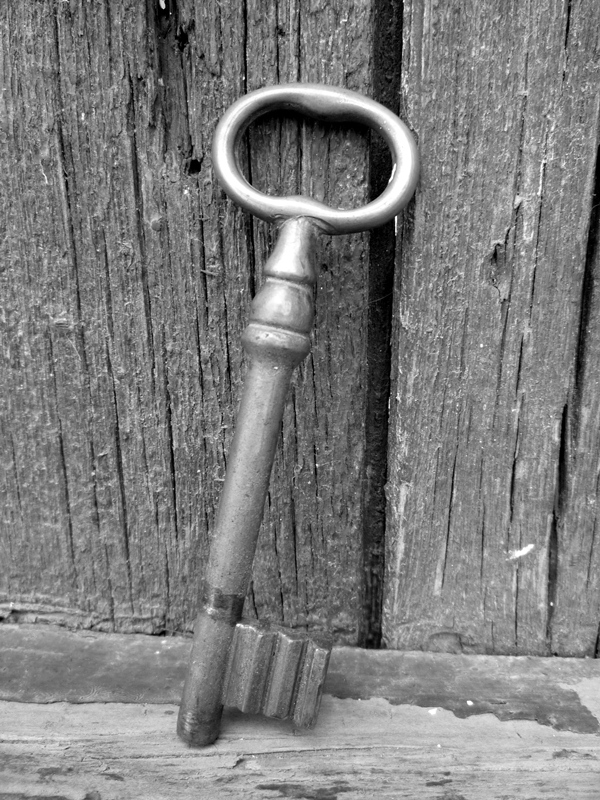 La calidad del aprendizaje se apoya en la calidad del pensamiento. Las llaves del pensamiento, Tony Ryan, Thinkers Keys, rutinas del pensamiento, proceso creativo, desarrollo del pensamiento crítico, desarrollo del pensamiento creativo, metáfora, pensamiento crítico y creativo, destrezas del pensamiento, Robert J. Swartz, Arthur L. Costa, Rebecca Reagan, Aprendizaje Basado en el Pensamiento, Thinking Based Learning, educación integral, brainstorming, Alex Faickney Osborn, Teaching Thinking, enseñanza de las destrezas del pensamiento, Albert Camus, acompañamiento, acompasamiento, coaching educativo,