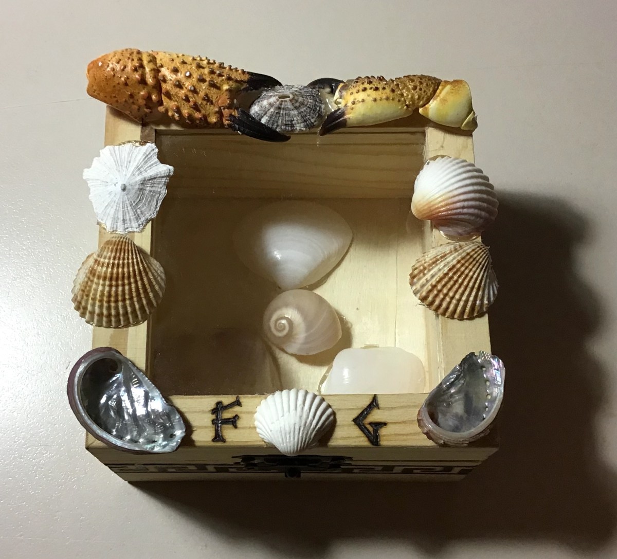 Caja marina pirograbada 03