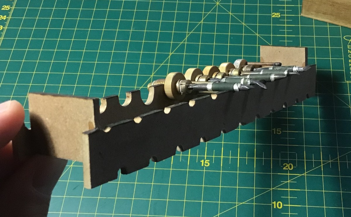 Estuche puntas pirógrafo 10