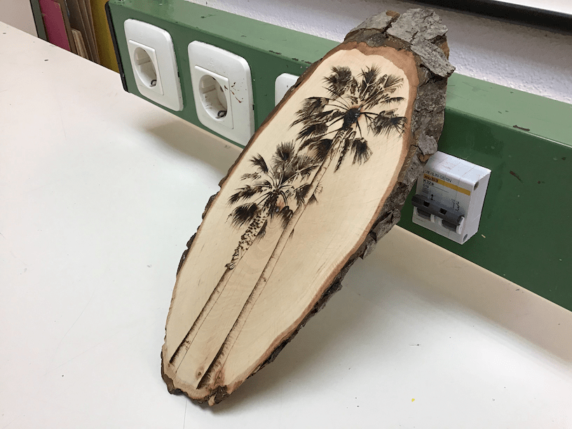 Palmera de California pirograbada