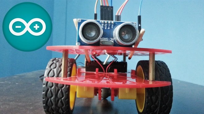 Coche evita obstáculos con Arduino
